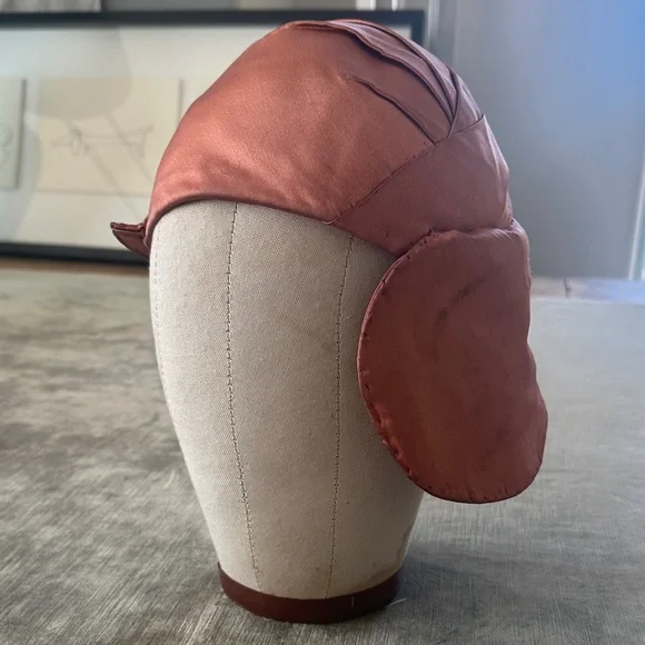 Antique 1912-20 Satin Silk Asymmetric Hat Sz S as is. Great for costume party - Picture 3 of 12